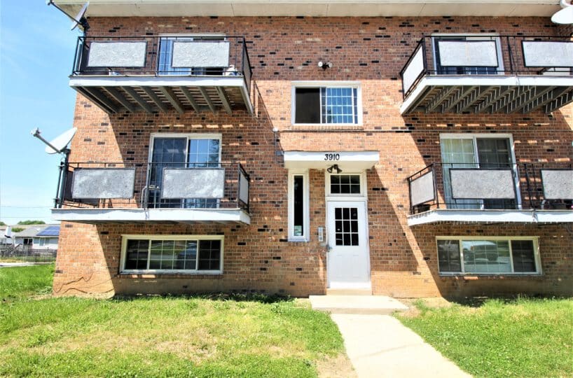 Groveland Apartments in West Arlington Baltimore, MD
