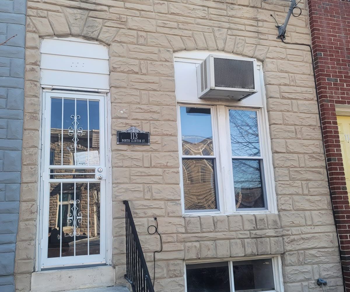 Clinton Exterior