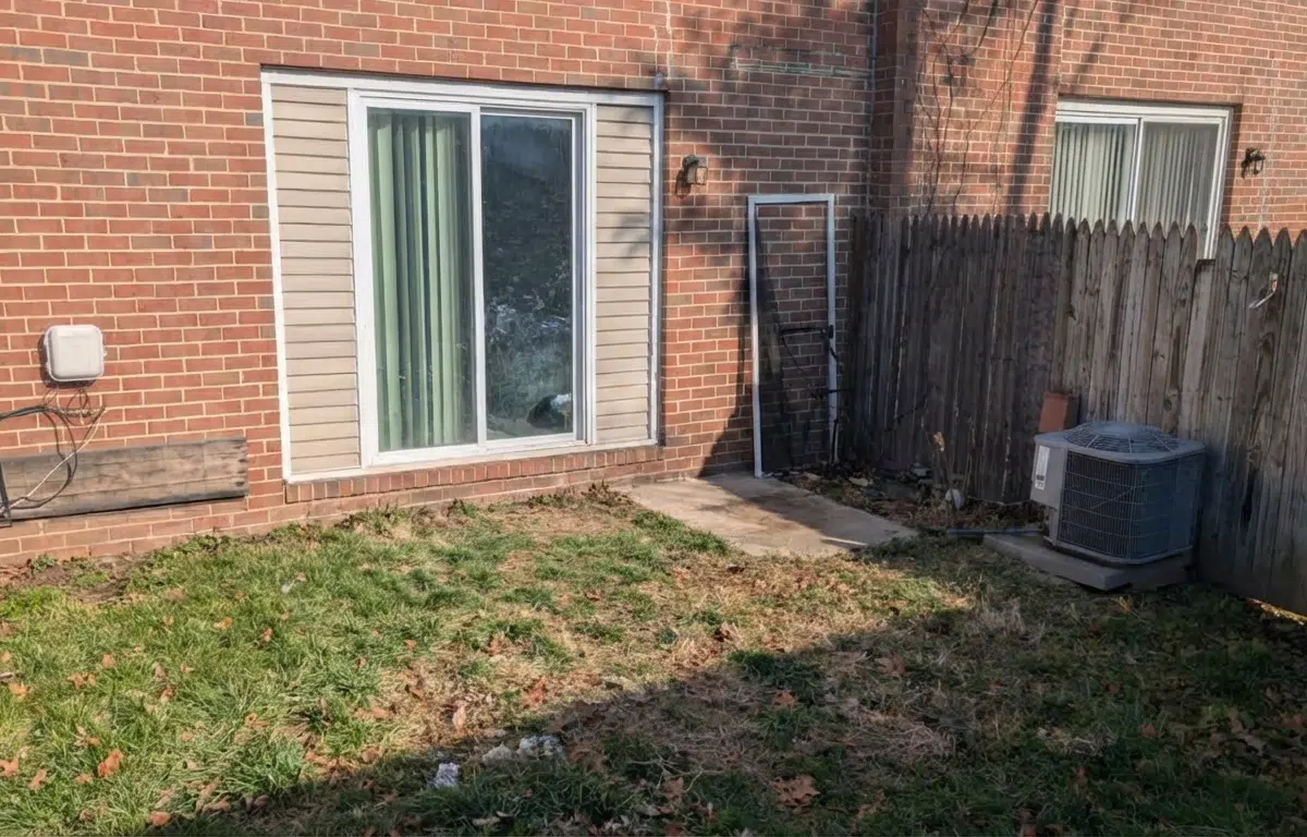The fenced in yard at 1732 Chesaco Ave in Baltimore.